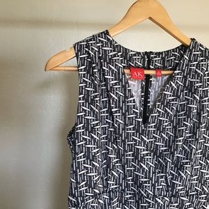 Anne Klein sleeveless stretchy dress